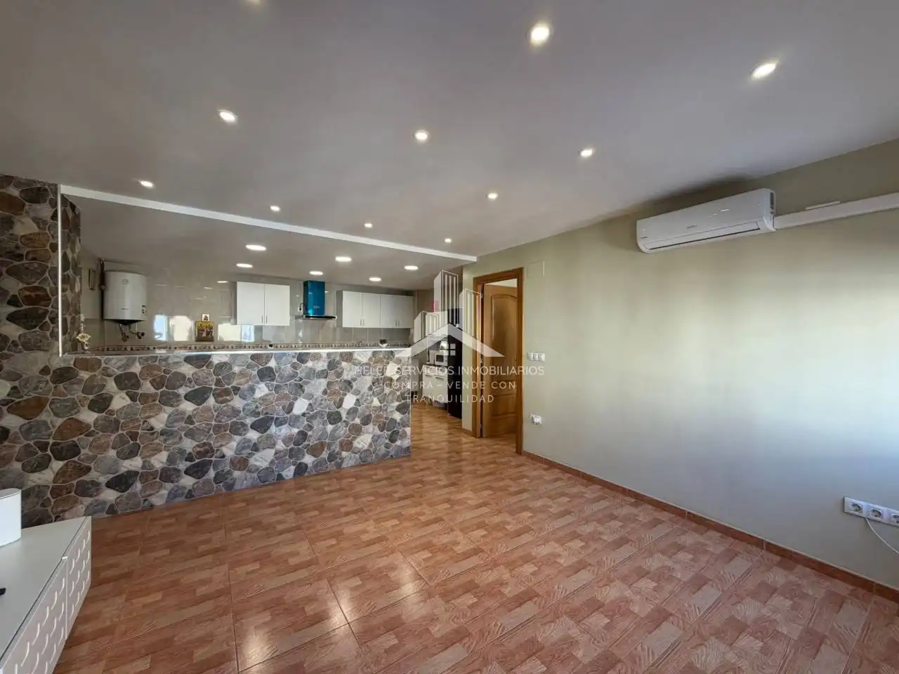 Apartament en venda en Vila-real amb Parquet, Terrassa i Traster