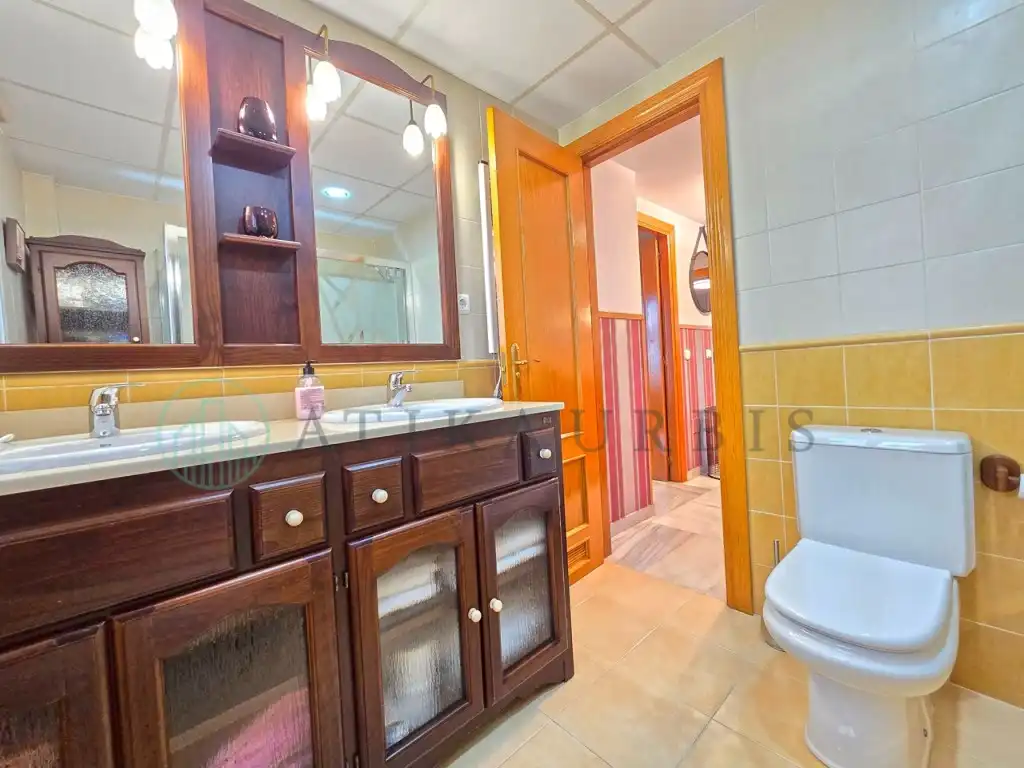 Bathroom of Houses for sale in Málaga  with Air Conditioner and Terrace
