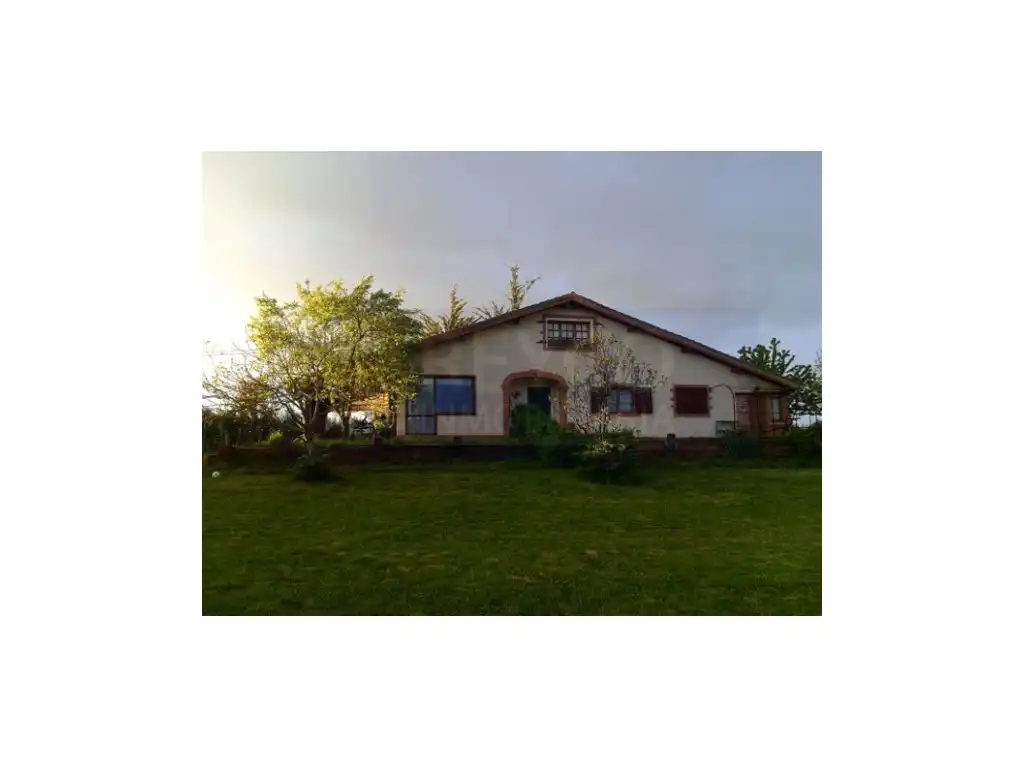 Exterior view of Houses for sale in Badarán  with Private garden and Balcony