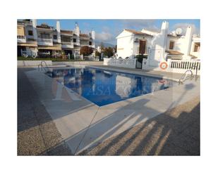 Piscina de Casa adosada en venda en Mijas amb Jardí privat i Piscina comunitària