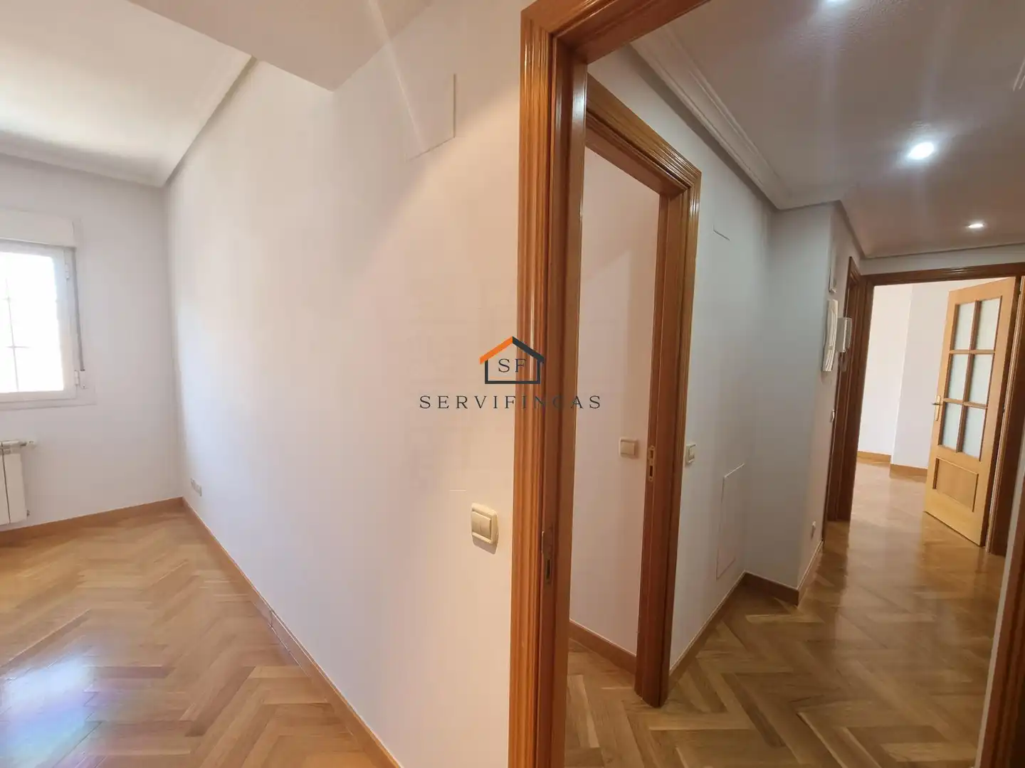 Flat for rent in Madrid  with Heating, Parquet flooring and Storage room