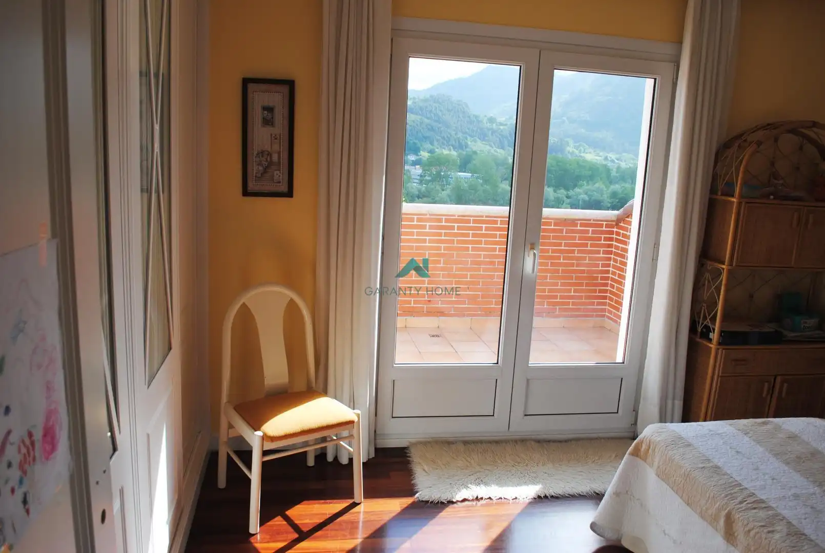 Dormitori de Casa o xalet en venda en Ampuero amb Calefacció, Jardí privat i Terrassa