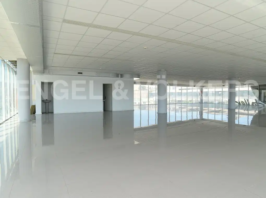 Nave industrial en venta en Sant Just Desvern