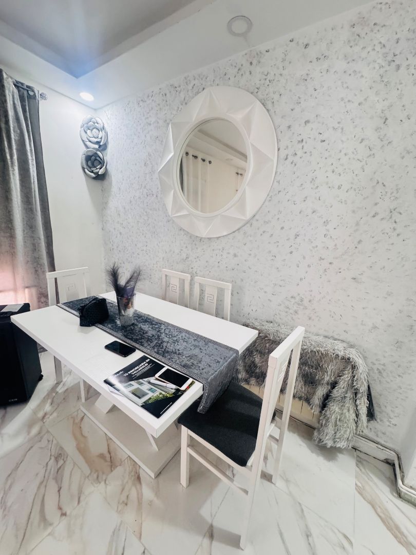 Menjador de Pis en venda en Valladolid Capital amb Moblat