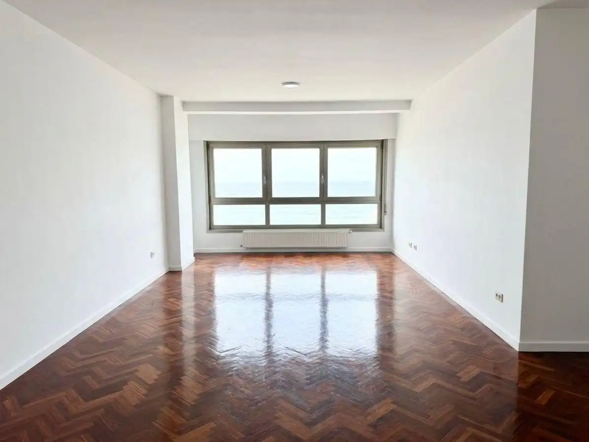 Sala d'estar de Pis en venda en A Coruña Capital  amb Calefacció i Traster
