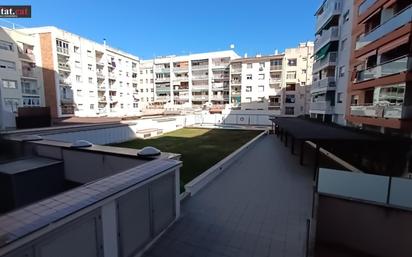 Exterior view of Flat for sale in Vilanova i la Geltrú  with Air Conditioner, Parquet flooring and Balcony