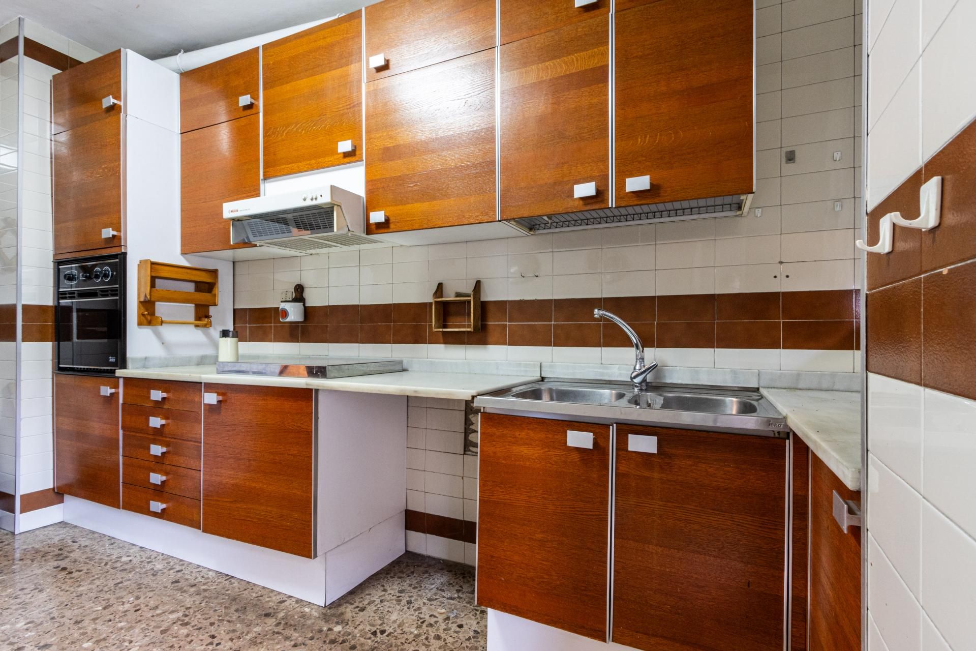 Kitchen of Flat for sale in Sabadell  with Heating, Terrace and Balcony