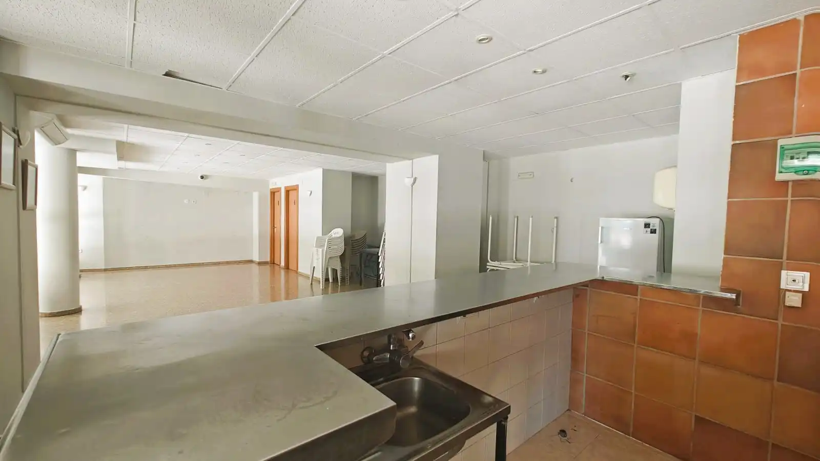 Flat for sale in Valencia  with Air Conditioner, Furnished and Oven