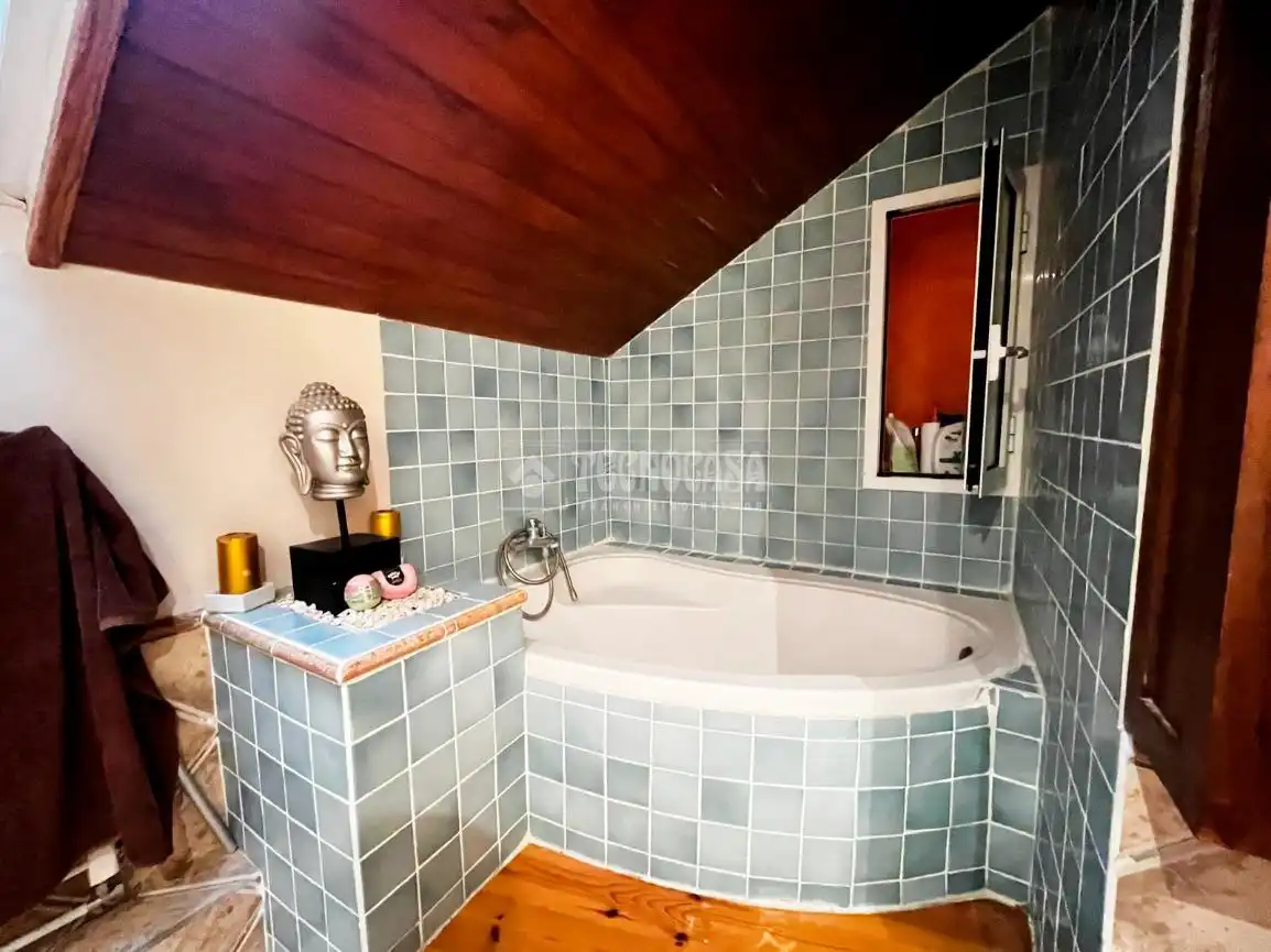 Baño de Casa adosada en venta en Sobradiel con Calefacción y Jardín privado
