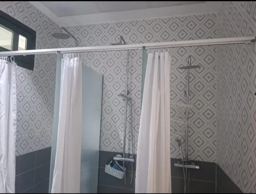 Badezimmer von Wohnung zur Miete in Villaviciosa de Odón mit Klimaanlage