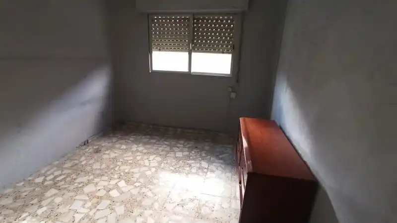 Habitación de Piso en venta en Madrid con Terraza