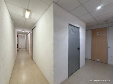Local comercial en venta en Carrer del Marí Albesa