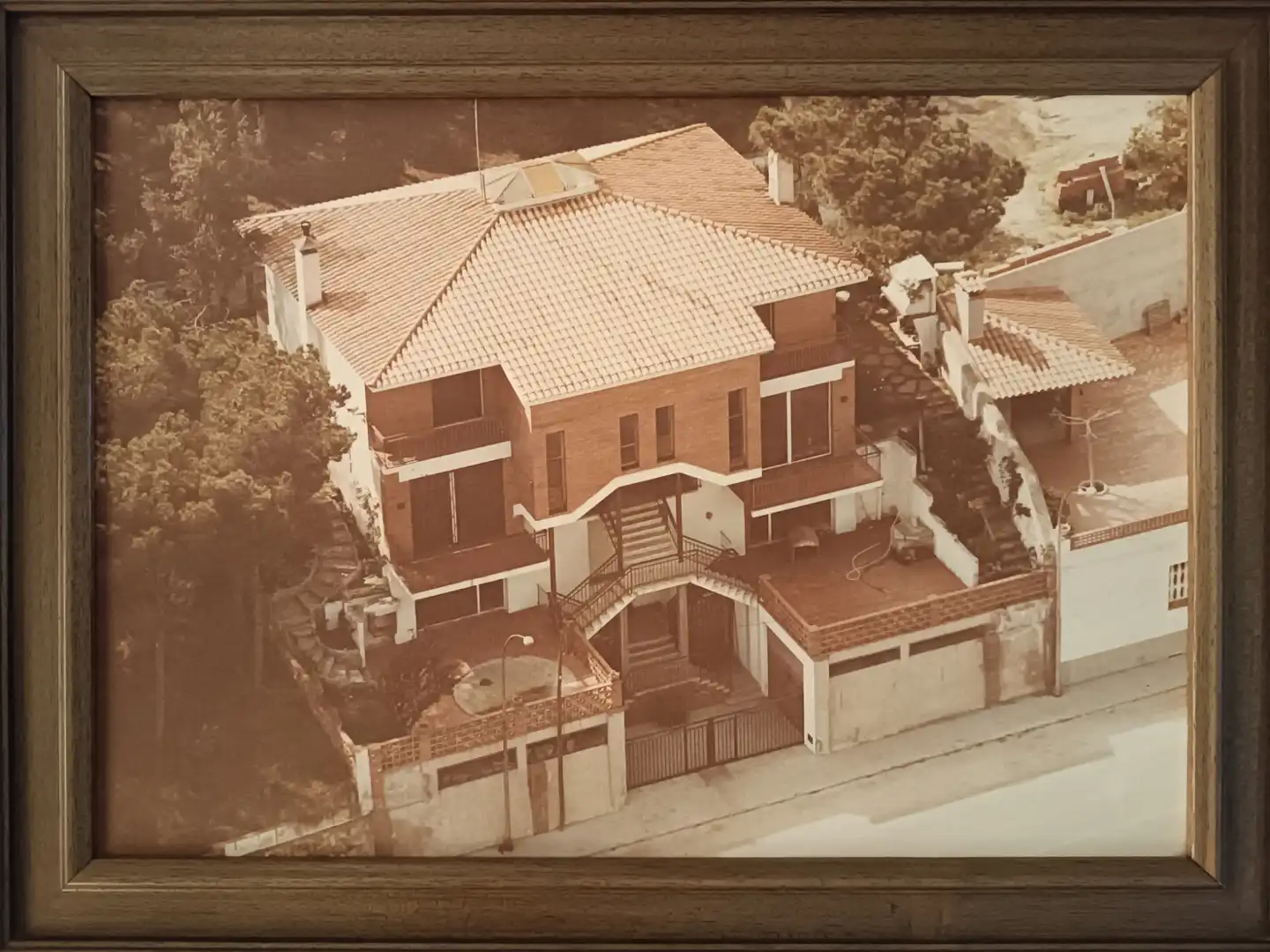 Vista exterior de Casa adosada en venda en Argentona amb Aire condicionat, Calefacció i Jardí privat