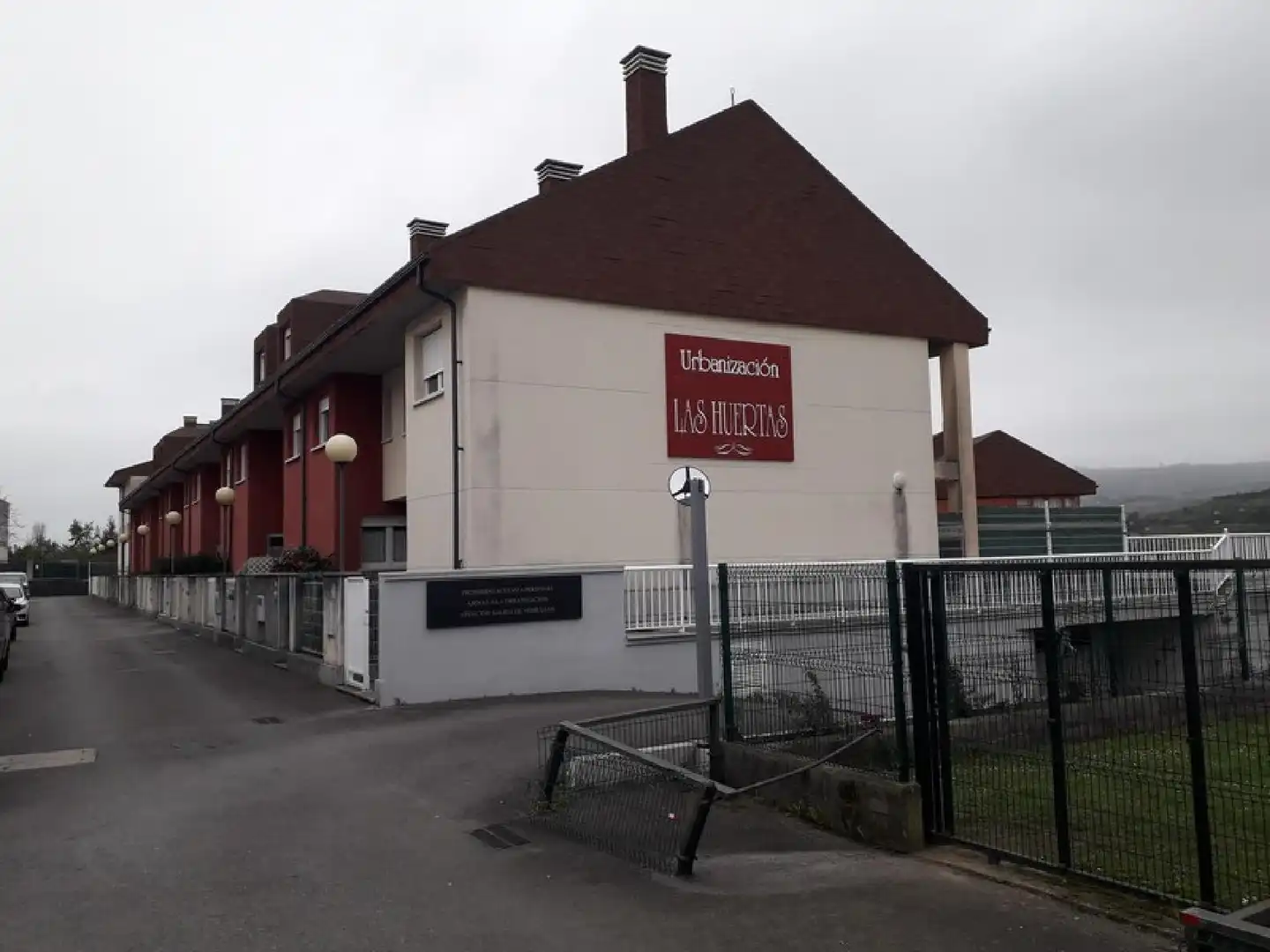 Vista exterior de Garaje en venta en Gijón 
