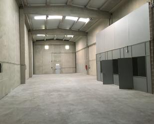 Industrial buildings to rent in Aiguaviva