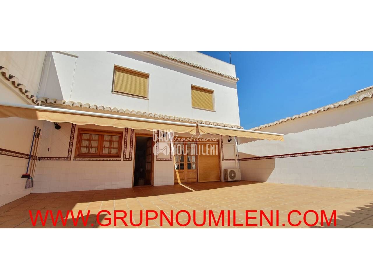 Exterior view of House or chalet for sale in Alfafar  with Air Conditioner, Terrace and Furnished