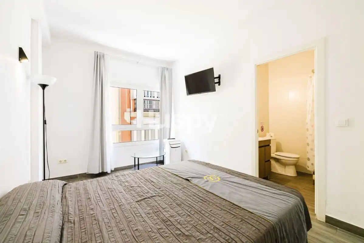 Schlafzimmer von Büro zur Miete in Málaga mit Heizung