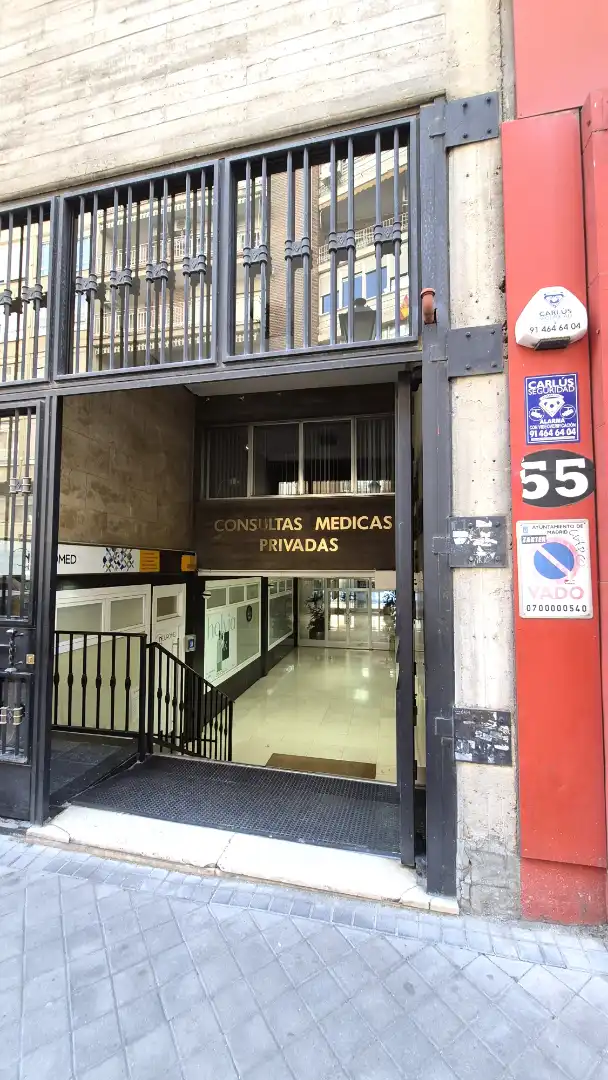 Local comercial en venda a Calle de Hilarión Eslava 55, imagen 2