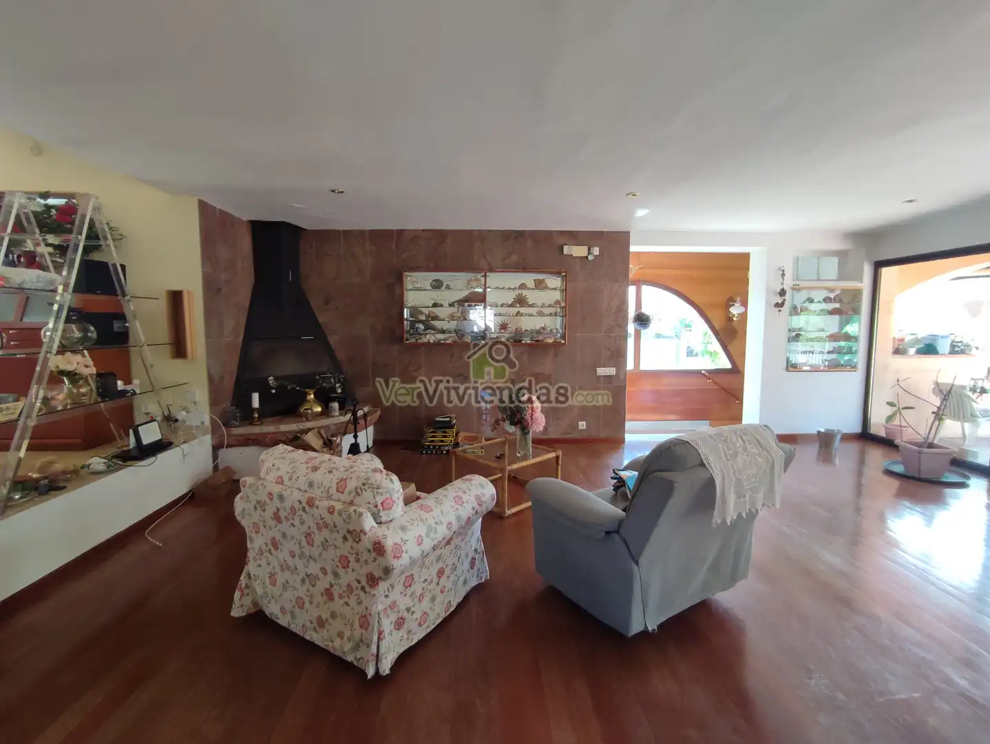 Sala de estar de Casa o chalet en venta en Esparreguera con Calefacción, Jardín privado y Parquet