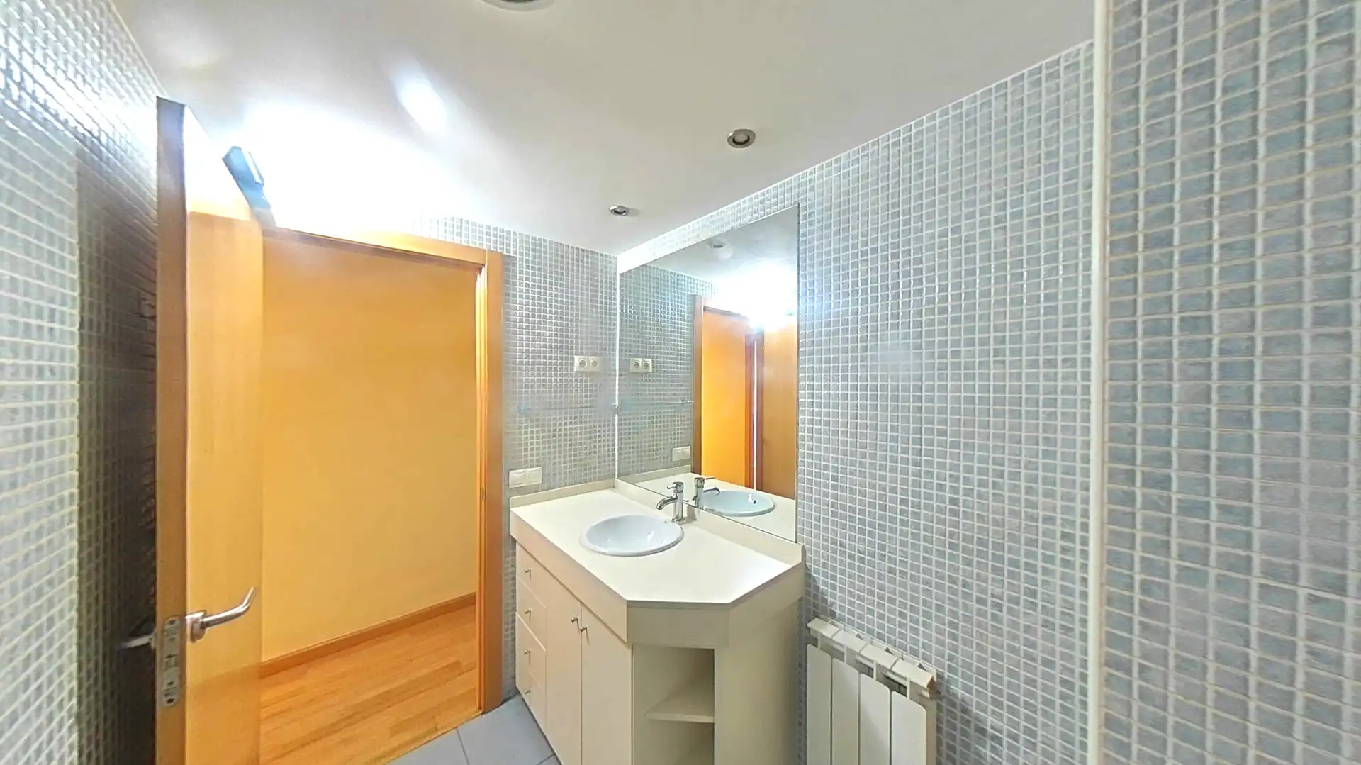 Flat for sale in Carrer d'Alfons Sala, Sabadell, Spain, -1, Covadonga