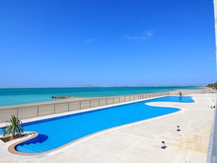 Piscina de Apartament en venda en La Manga del Mar Menor amb Aire condicionat, Calefacció i Terrassa