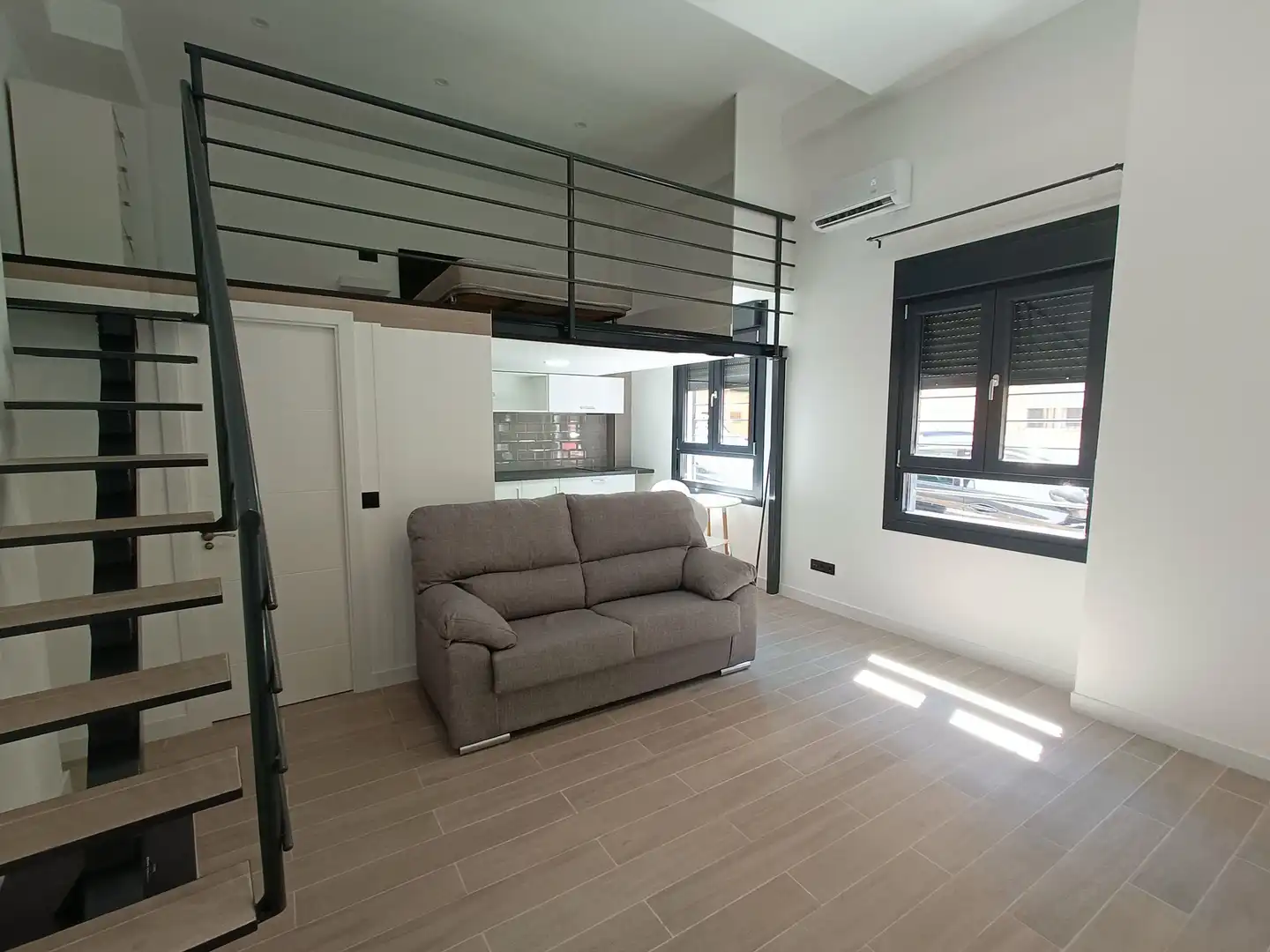 Living room of Lofts for rent in Talavera de la Reina  with Air Conditioner, Furnished and Oven