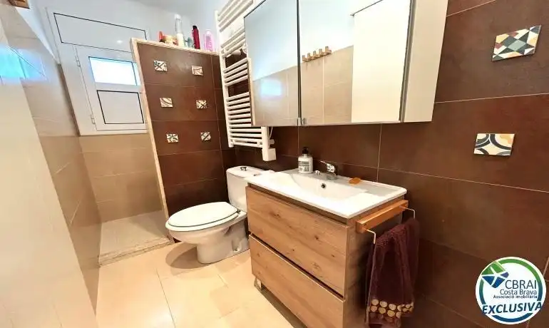 Bany de Apartament en venda en Llançà amb Aire condicionat, Parquet i Terrassa