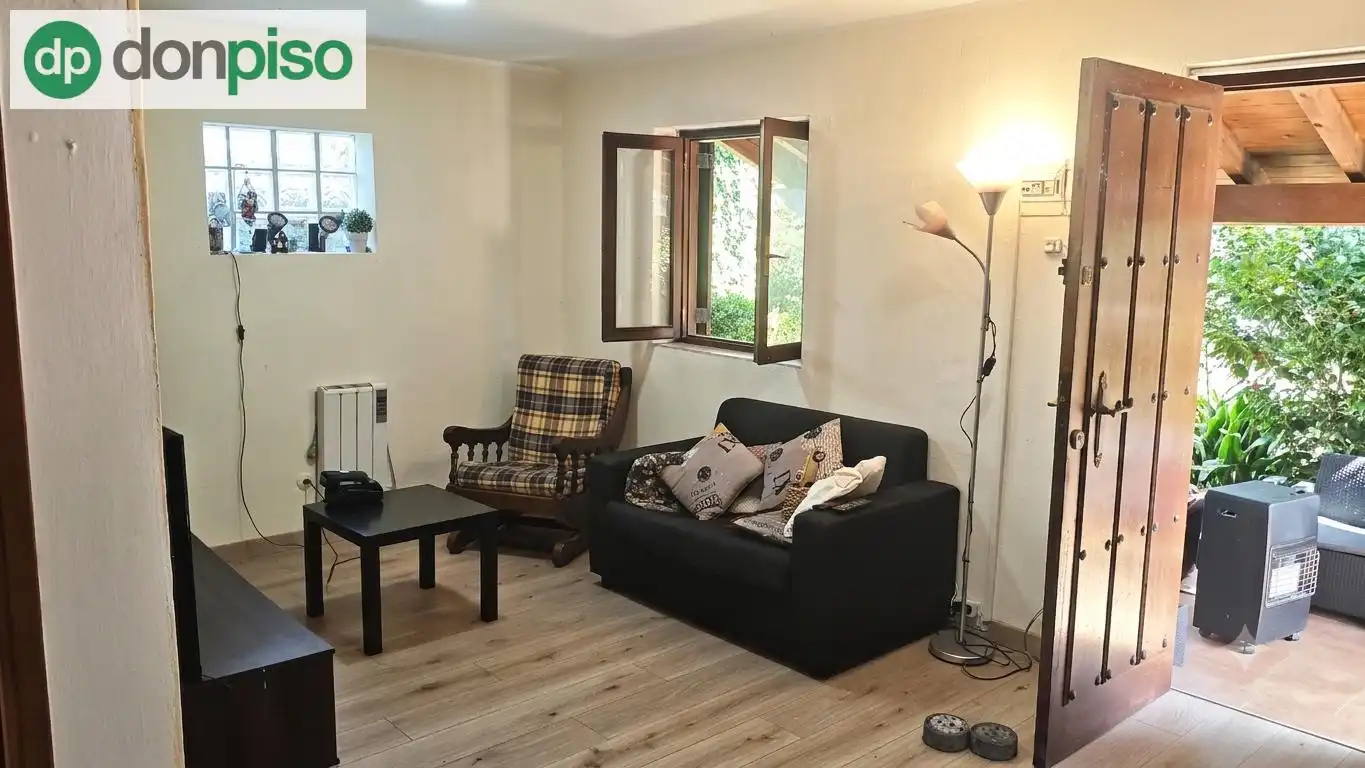Casa bifamiliare con giardino in vendita a Calle San Fernando, imagen 3