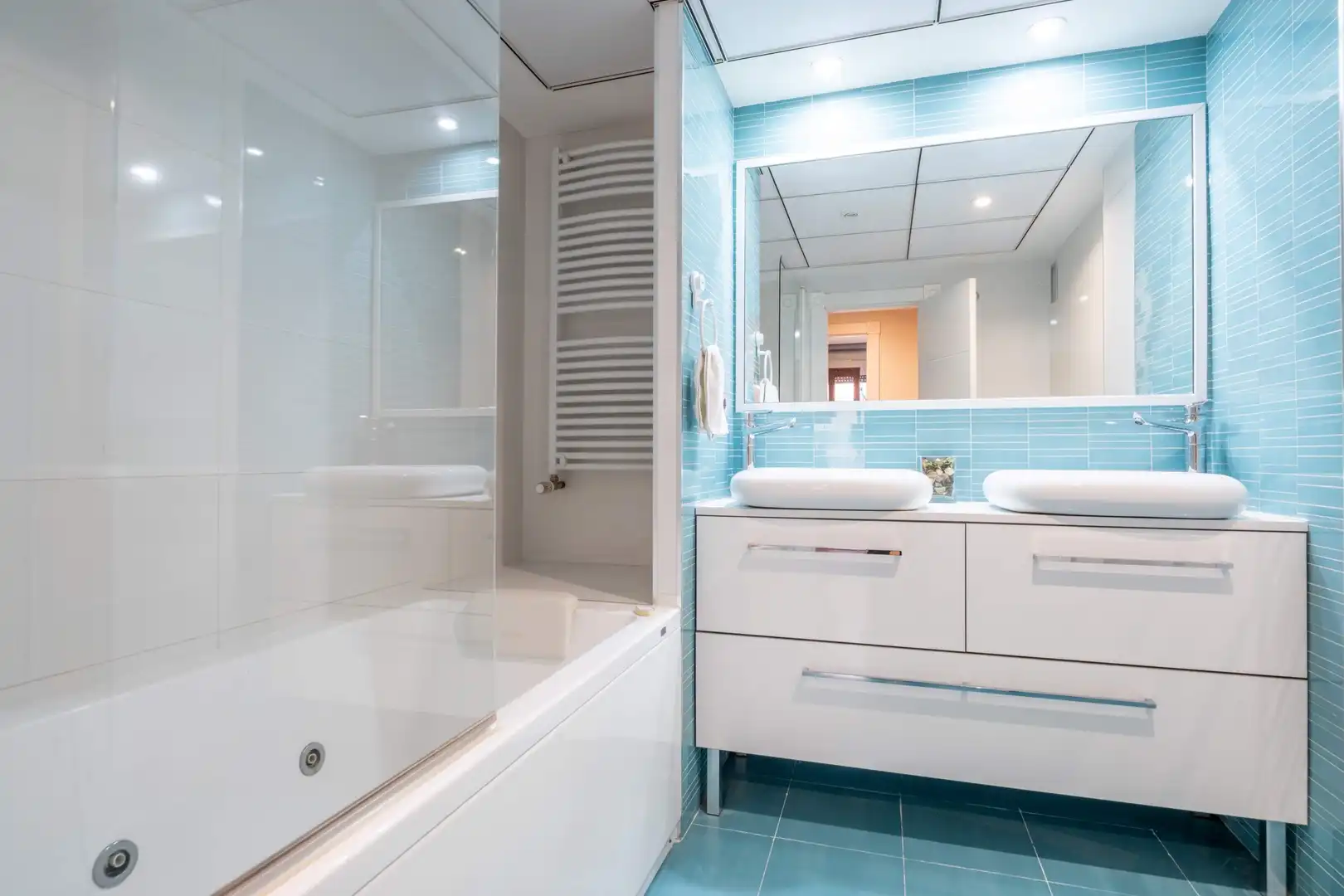 Baño de Piso de alquiler en Zaragoza con Aire acondicionado, Calefacción y Parquet