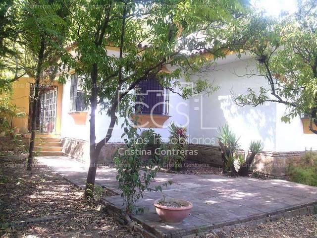 Casa-chalet en Venta en Espartinas Pueblo