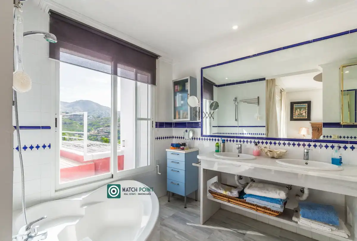 Bany de Casa o xalet en venda en Almuñécar