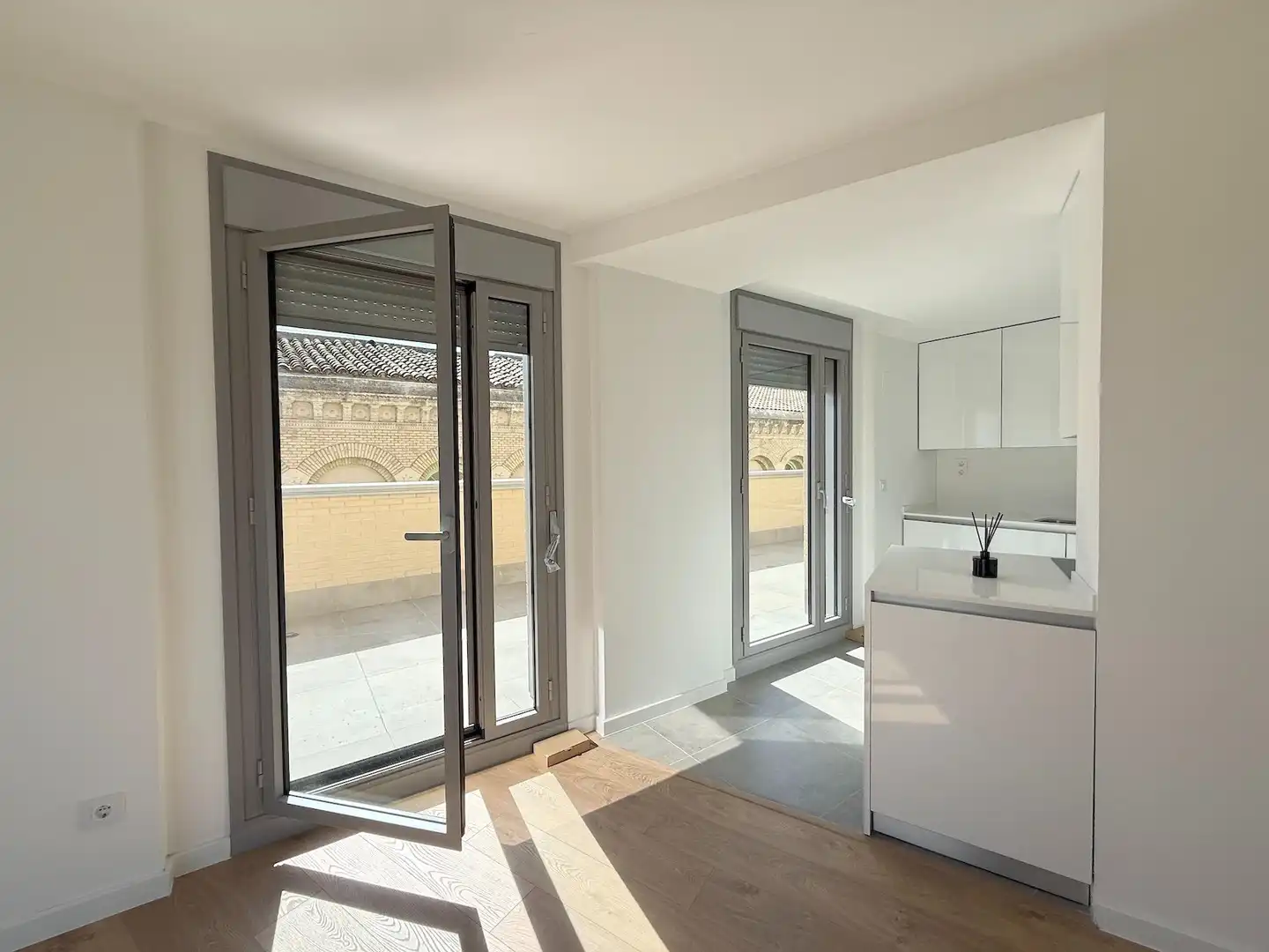 Terraza de Ático en venta en Zaragoza con Calefacción, Terraza y Trastero