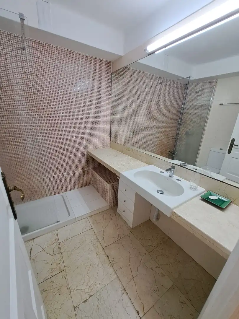 Baño de Piso de alquiler en Puerto de la Cruz con Amueblado y Se aceptan mascotas