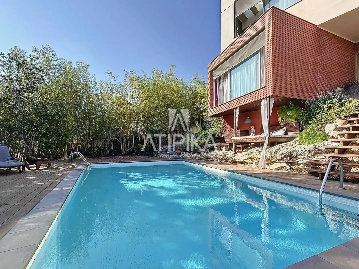 Piscina de Casa o xalet en venda en Sitges amb Aire condicionat, Calefacció i Terrassa