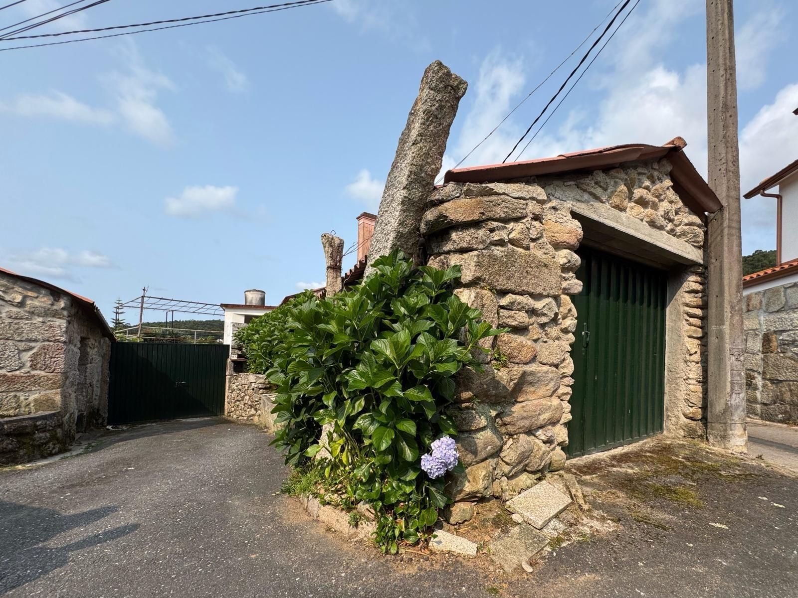 Exterior view of House or chalet for sale in Poio  with Private garden