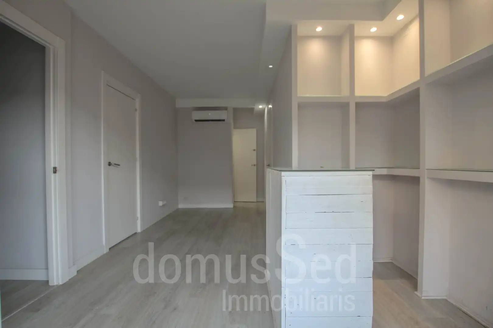 Commercial properties for rent in Alella  with Air Conditioner and Heating