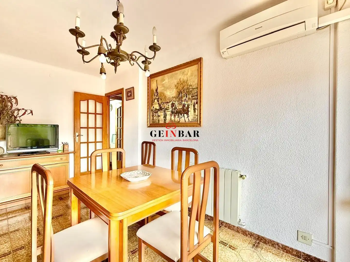 Comedor de Piso en venta en L'Hospitalet de Llobregat con Aire acondicionado, Calefacción y Terraza