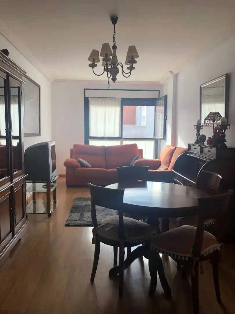 Wohnzimmer von Wohnung zur Miete in Benavente mit Heizung, Privatgarten und Parkett