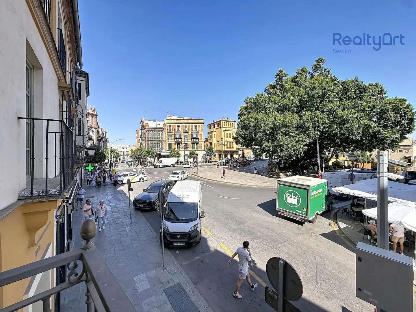 Office space with lift for sale in Triana, imagen 16