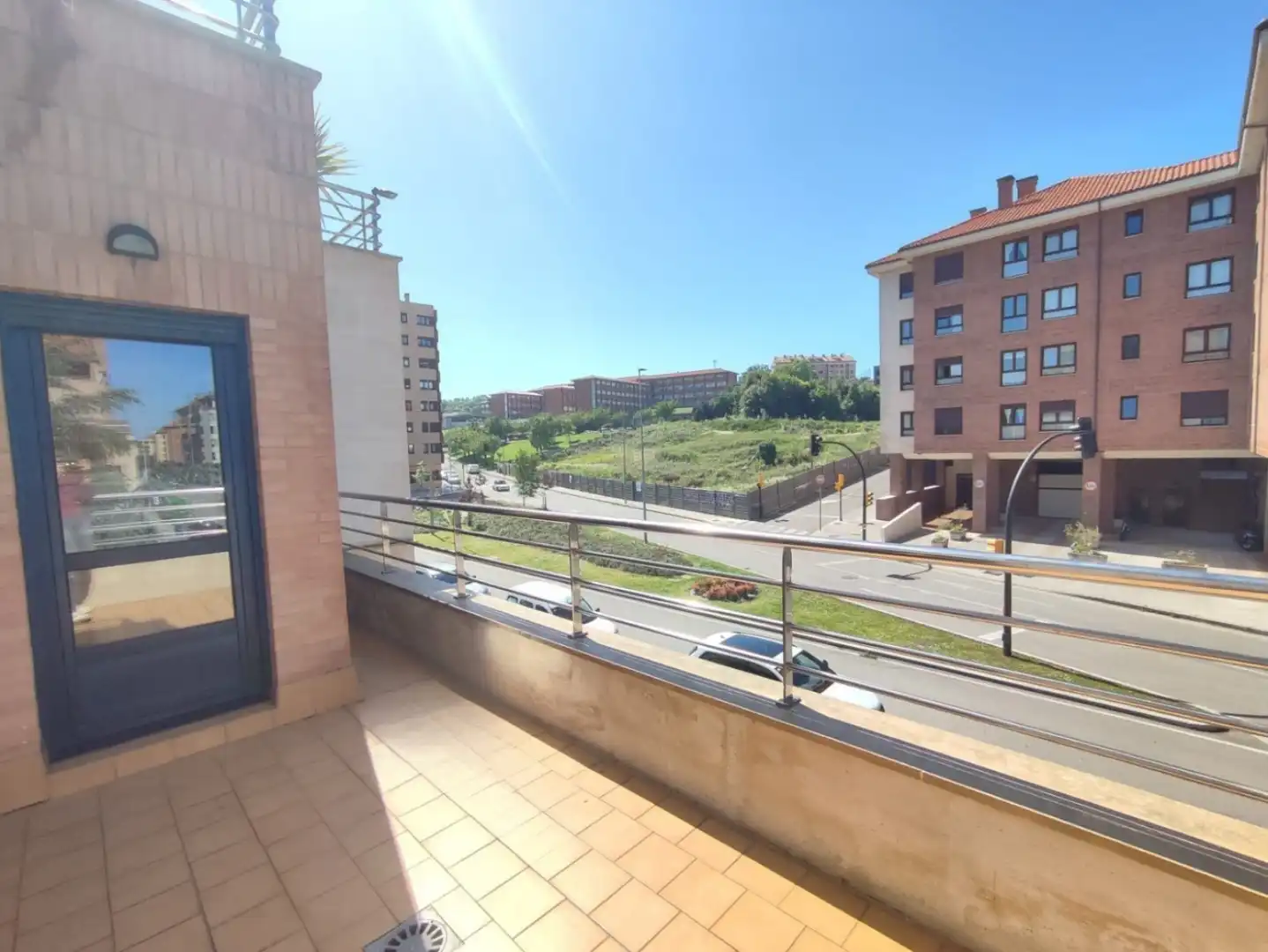 Vista exterior de Piso de alquiler en Gijón  con Calefacción, Parquet y Terraza