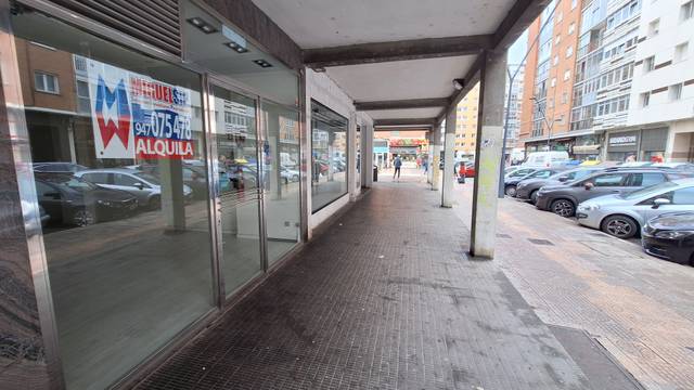 Local comercial en Alquiler en Calle Barcelona, 1 en Gamonal - San Bruno - G9