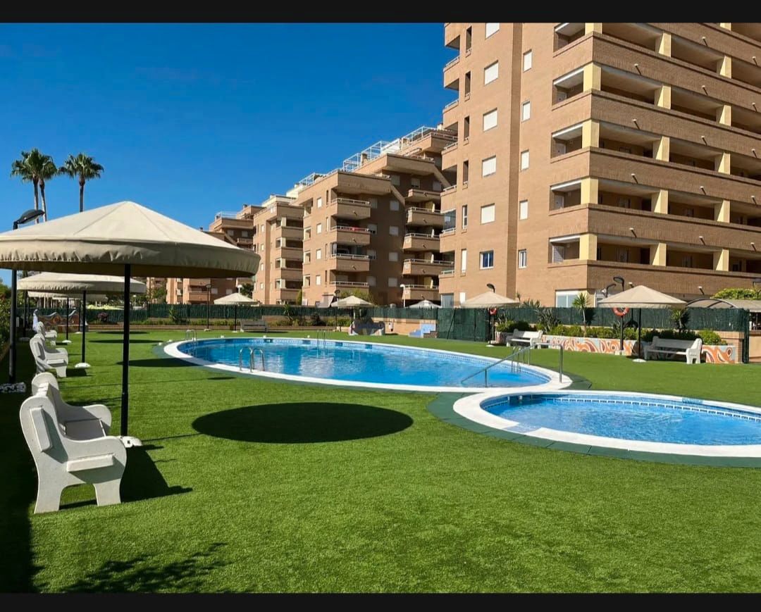 Piscina de Apartament en venda en Oropesa del Mar / Orpesa amb Aire condicionat, Terrassa i Traster