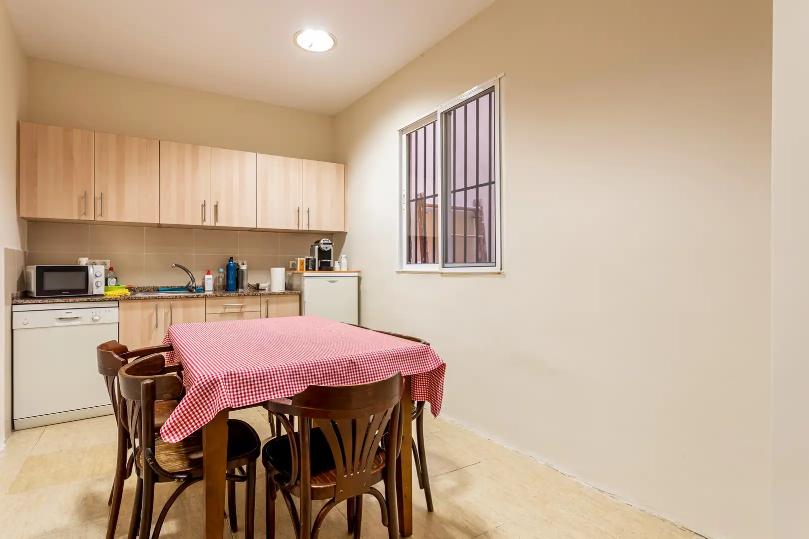 Kitchen of Commercial properties for sale in Valencia