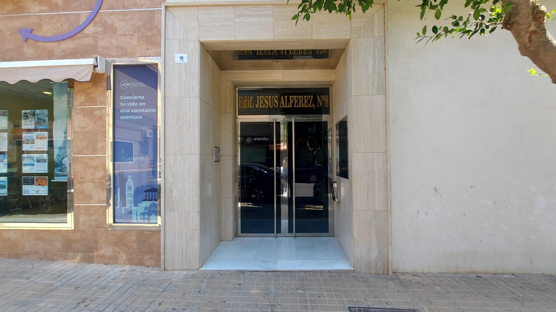 Flat for sale in Santa María del Águila