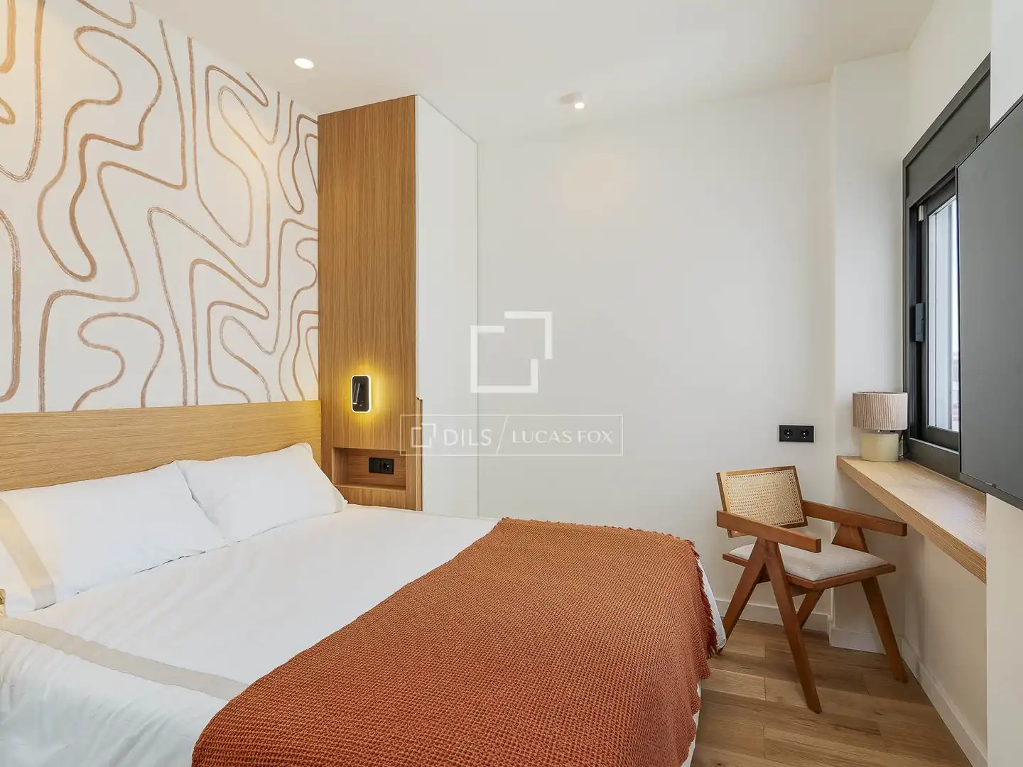 Bedroom of Flat for sale in Barcelona  with Air Conditioner, Heating and Parquet flooring