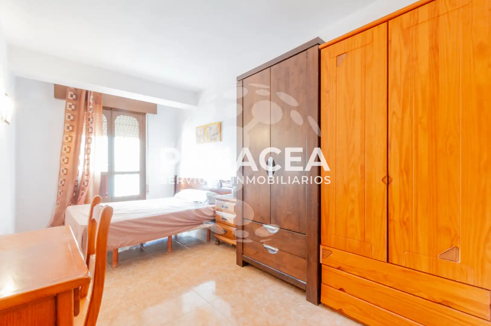 Bedroom of Flat for sale in Almería  with Furnished, Washing machine and Microwave