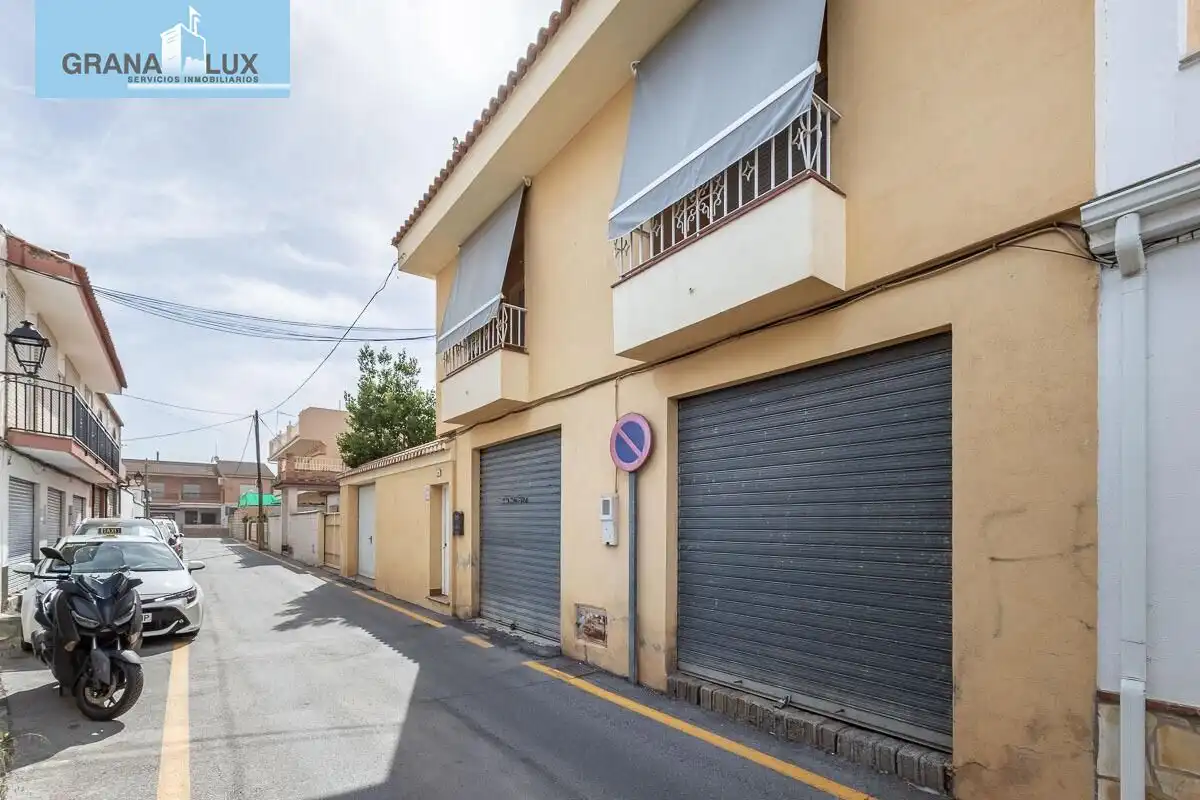 Chalet con terraza en venta en Calle de la Reina Mora, imagen 48