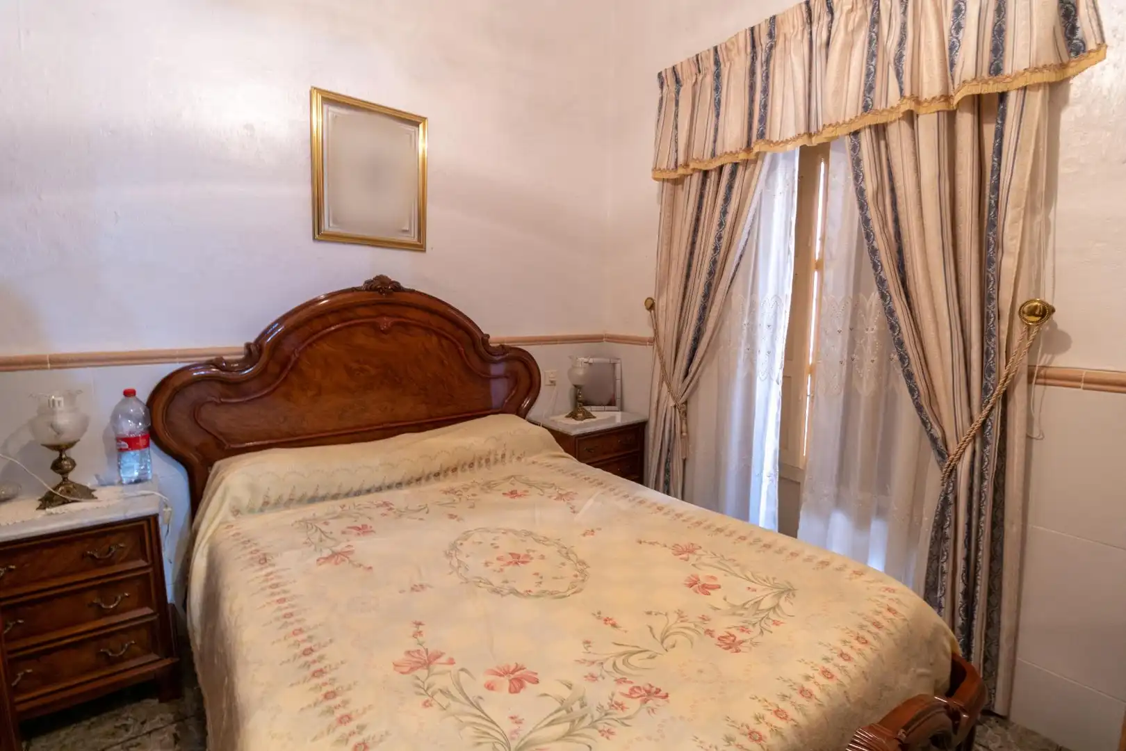 Dormitori de Casa o xalet en venda en Santa Fe de Mondújar amb Jardí privat, Terrassa i Moblat