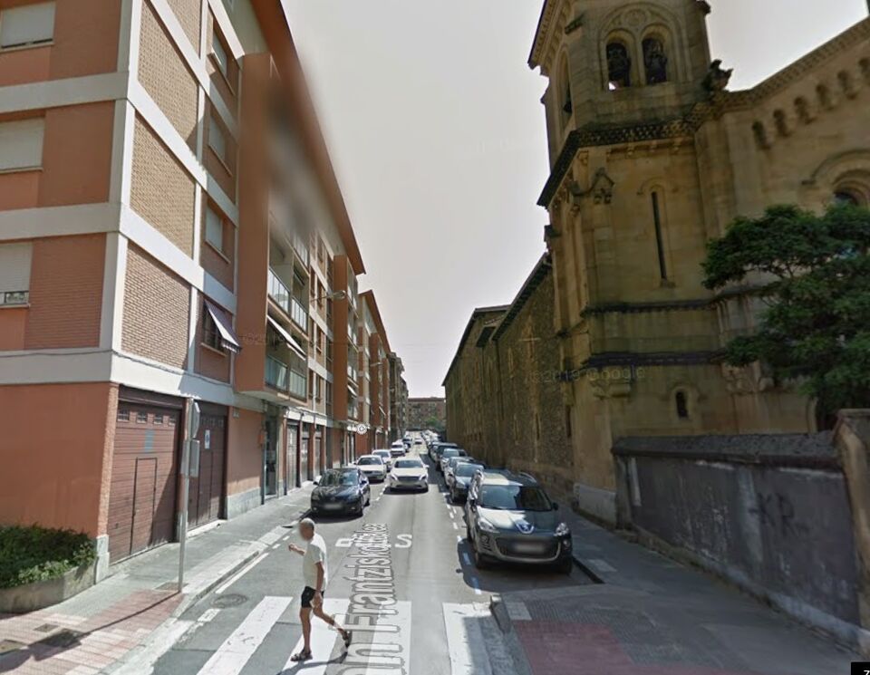 Exterior view of Box room to rent in Durango