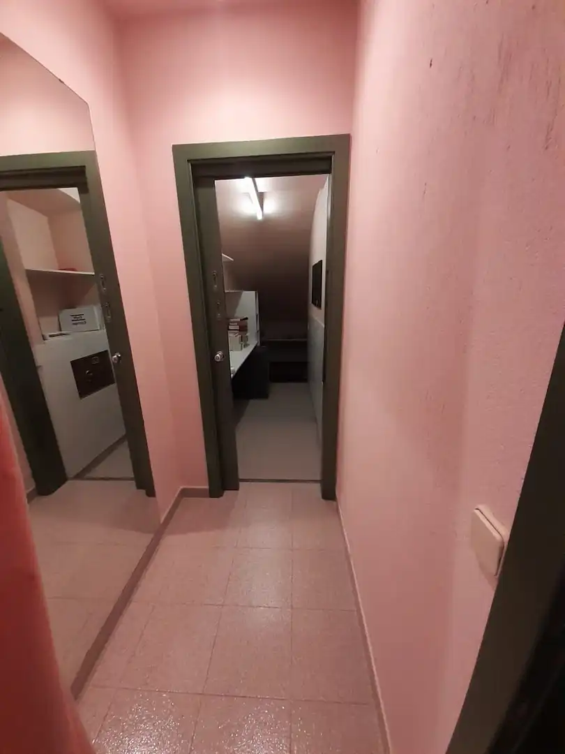 Gewerbefläche zum Verkauf in Berga, imagen 7